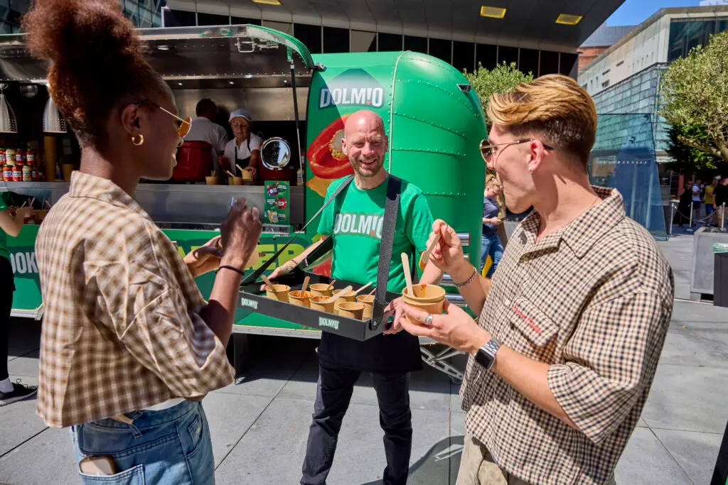 DPP Dolmio Oasis Manchester 014 1